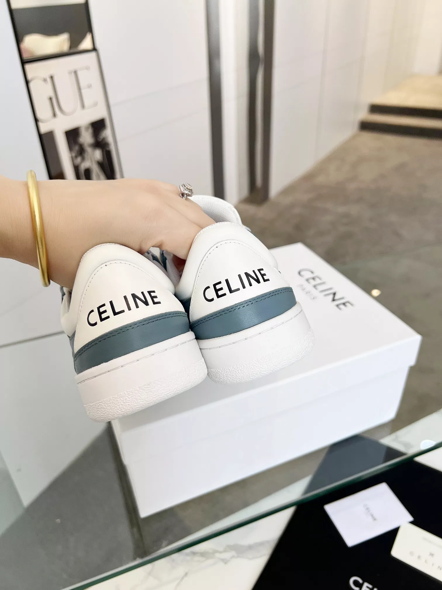 celine decontractees chaussures pour femme s_12a257a2